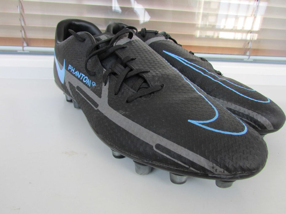 Футболни обувки Nike Phantom GT2 Academy