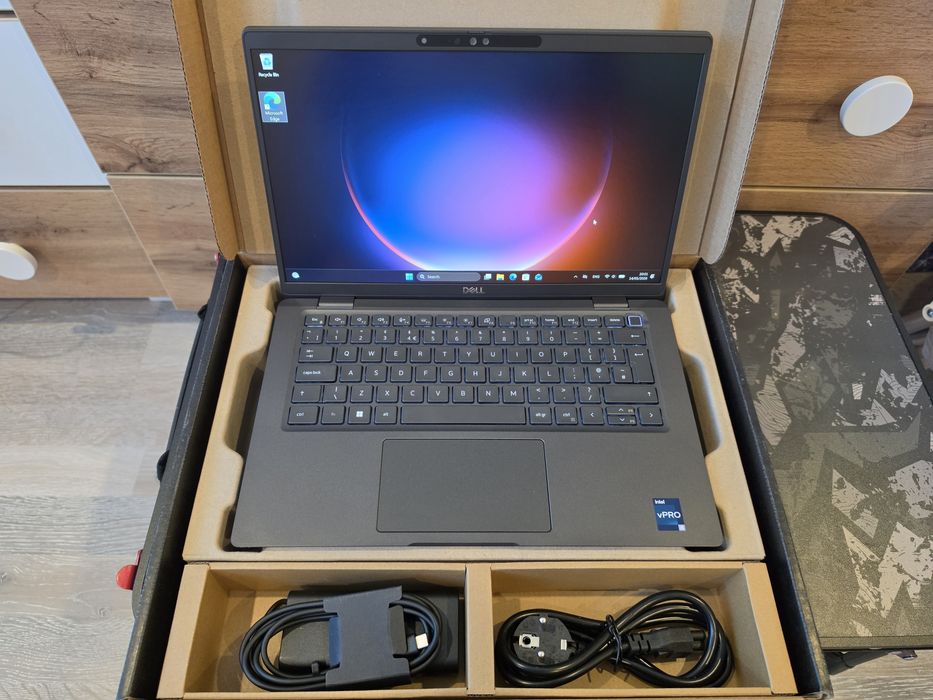 Dell Latitude 7430 / i5-12th / 16GB Ram / 256 SSD