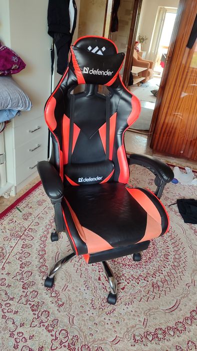 Продам игровое кресло