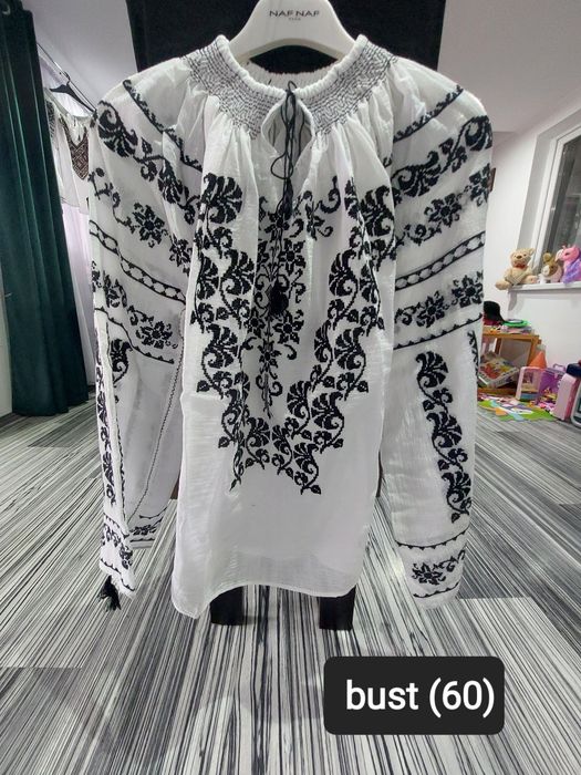 Ie traditionala cusuta manualal