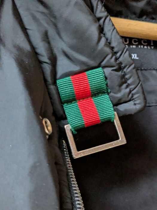 De vânzare  Geacha  Originală Gucci Vitangi ani 90