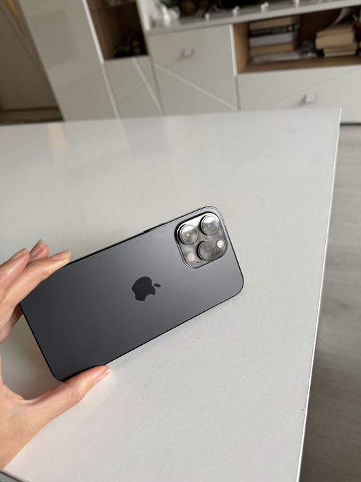 Много запазен Iphone 14 pro Max 256 GB