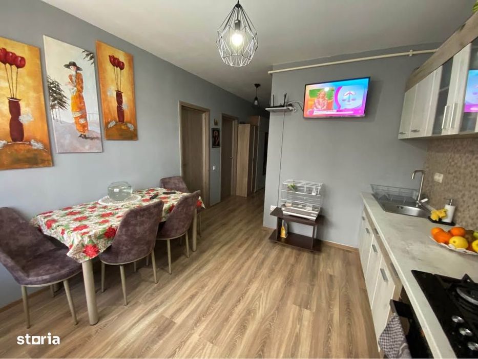 Apartament cu 2 dormitoare si parcare cu CF !
