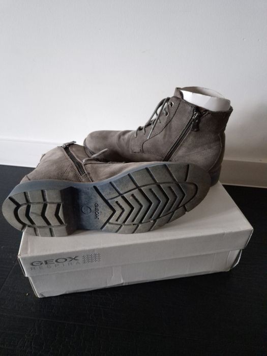 Велурени боти Geox