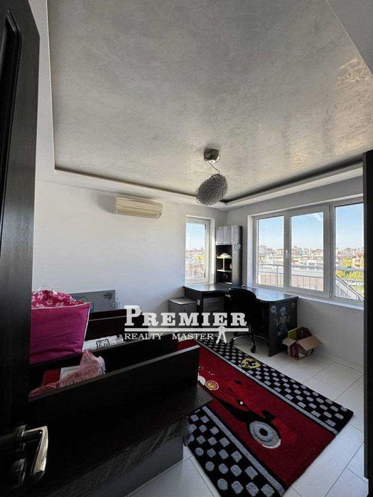 Продава се Четиристаен апартамент в Несебър - 140 кв.м за 1250 €/кв.м - Снимка #10