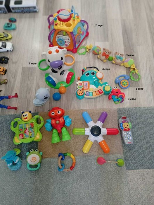 Лот детски играчки