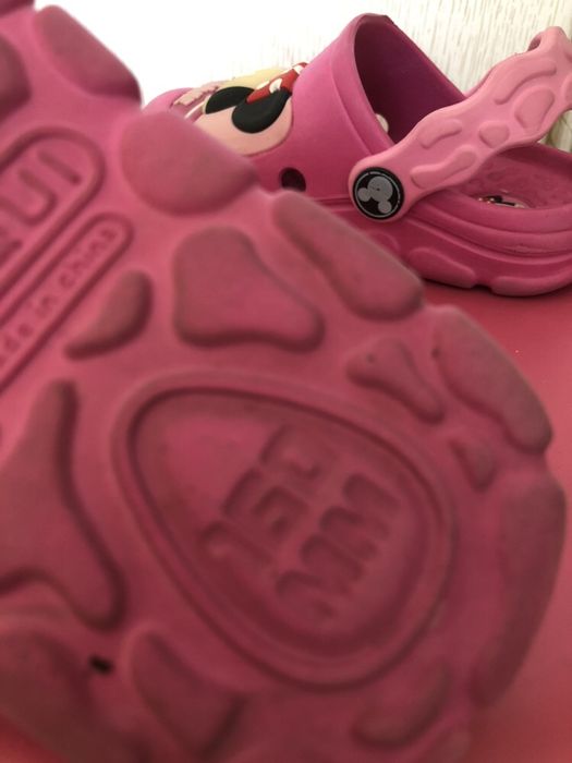 Обувь для девочки 24-26р