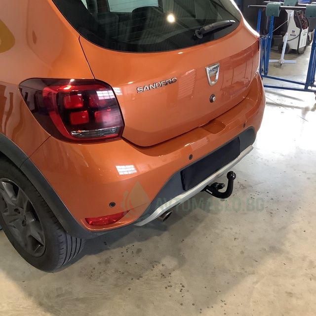 НОВ Теглич за Dacia Sandero Stepway сваляем теглич за дачия сандеро