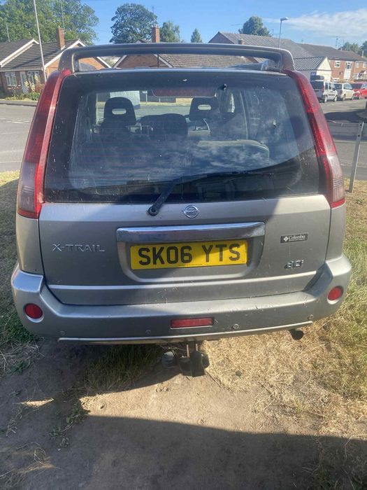 nissan x trail 2005, 2.2, 136к.с. на части