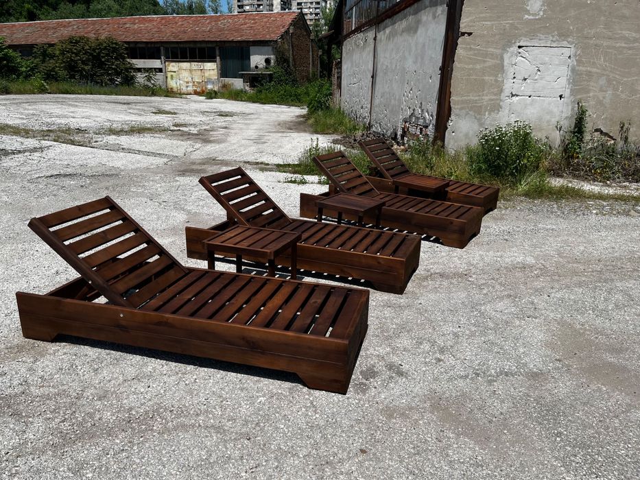 Дървен масивен шезлонг Макси