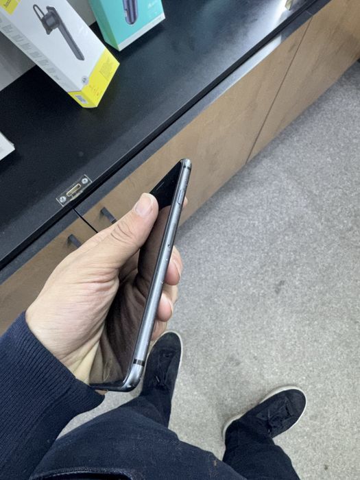 Айфон 8(64gb) 100%