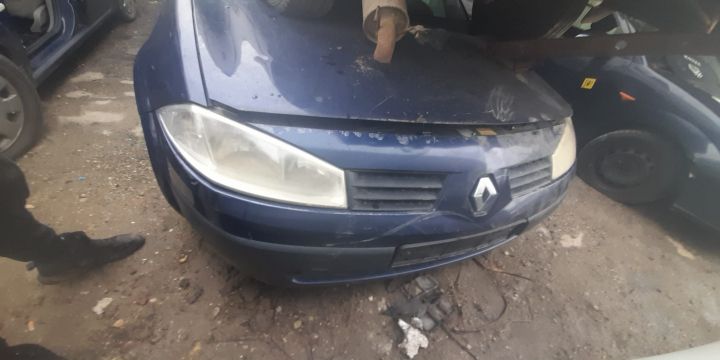 Aripa fata dreapta Renault Megane a 2-a generatie
