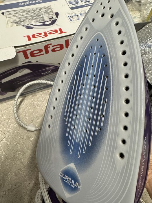 Продам утюг Tefal ,