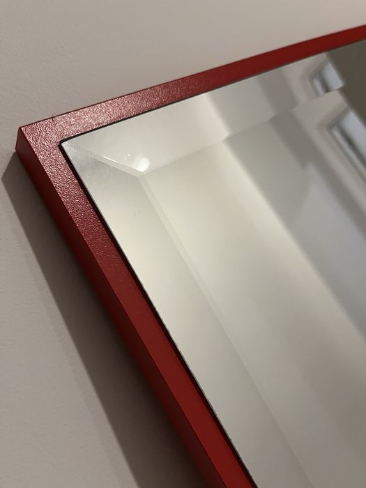 Продавам огледало