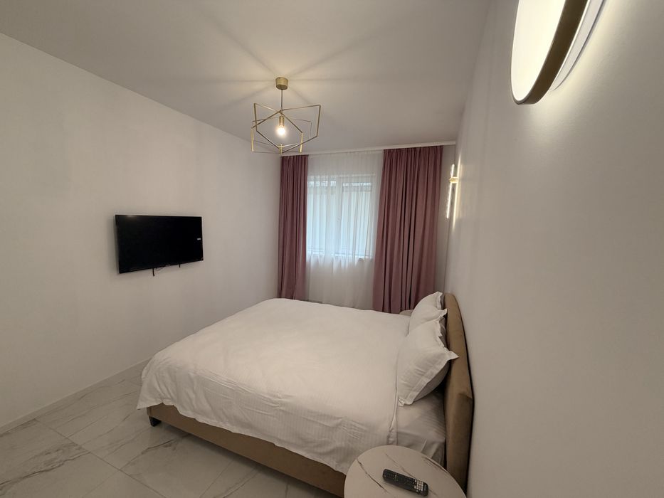 Apartament de Inchiriat  Rin Grand