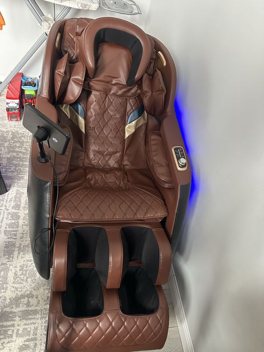 Массажное кресло