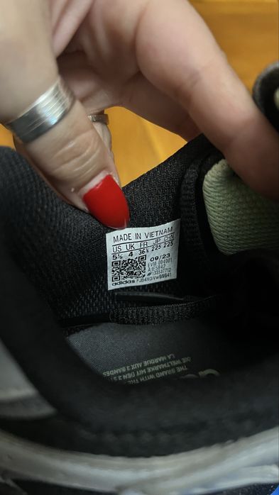 Дамски Маратонки - ADIDAS OZMILLEN