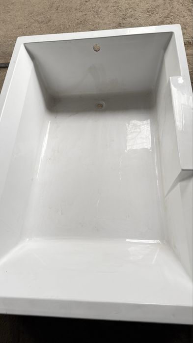 ванна сотилади как бассейн