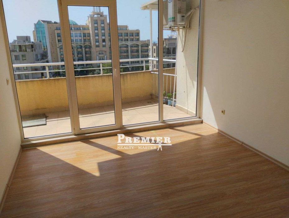 Продава се Тристаен апартамент в Поморие - 91 кв.м за 1011 €/кв.м - Снимка #6