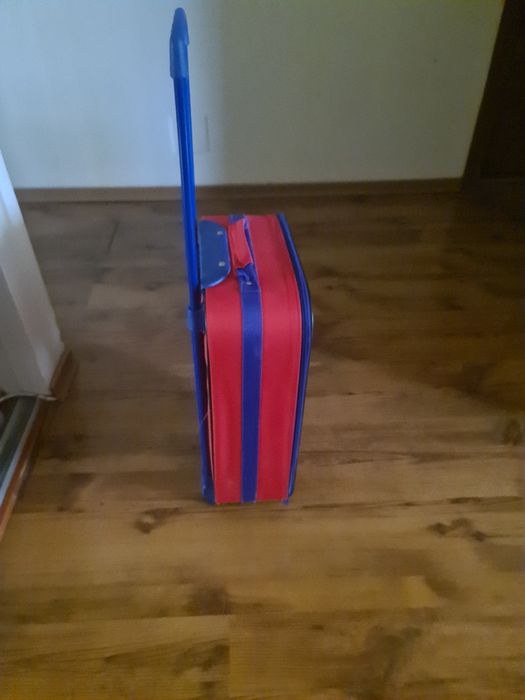 Troller cu capitanul America copii