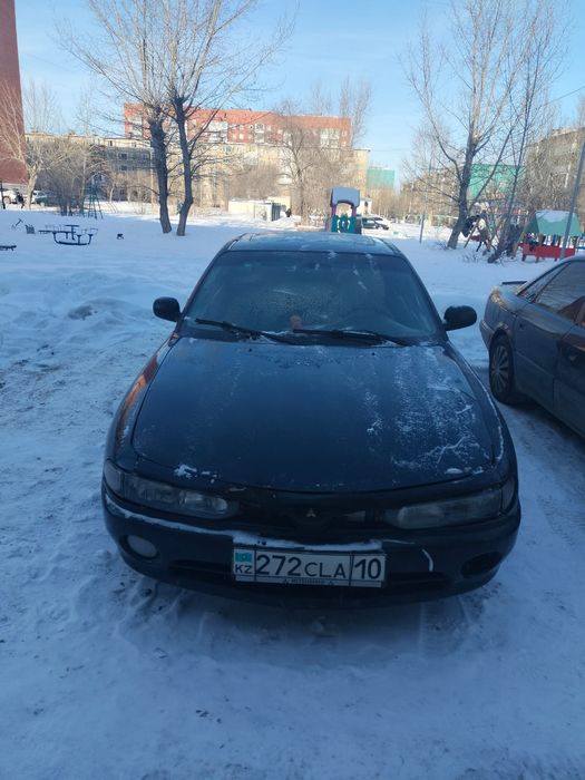 Mitsubishi Galant 7