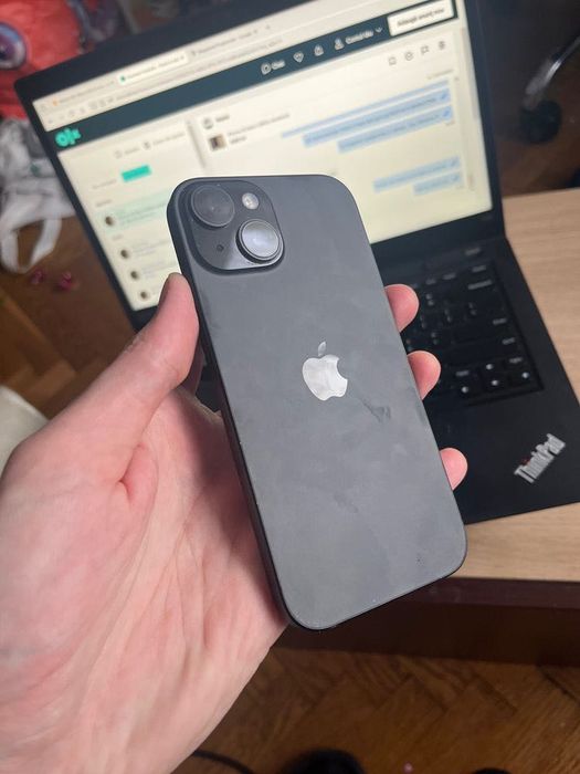 Iphone 15 folosit