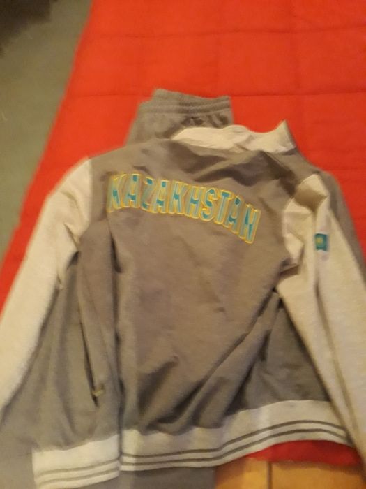 спортивный костюм