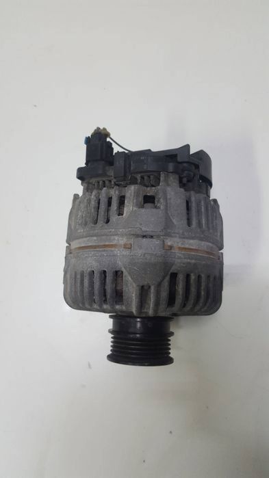Alternator 100A 1.6 16V A16XER Z16XER Opel Zafira Astra H Meriva
