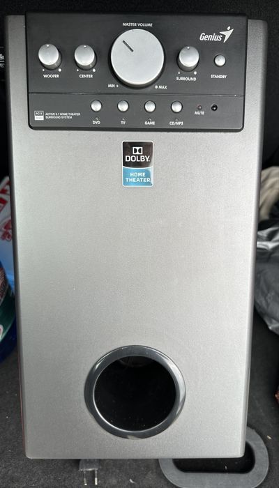 Genius 5.1 - Doar Subwoofer. Telecomanda si cabluri.
