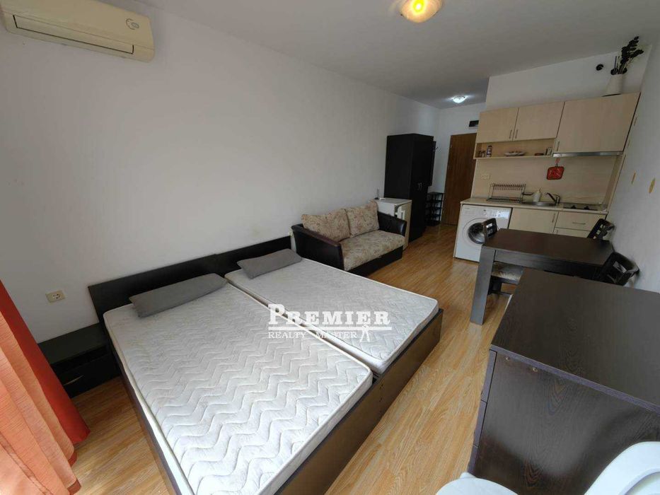 Продава се Едностаен апартамент в Бургас, Акациите - 30 кв.м за 1567 €/кв.м - Снимка #1