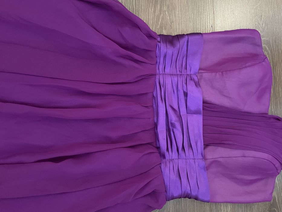 Лилава кокетна рокля