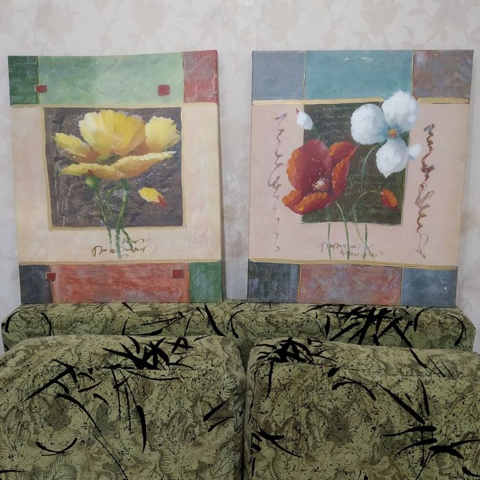 Картины "Цветы" продам