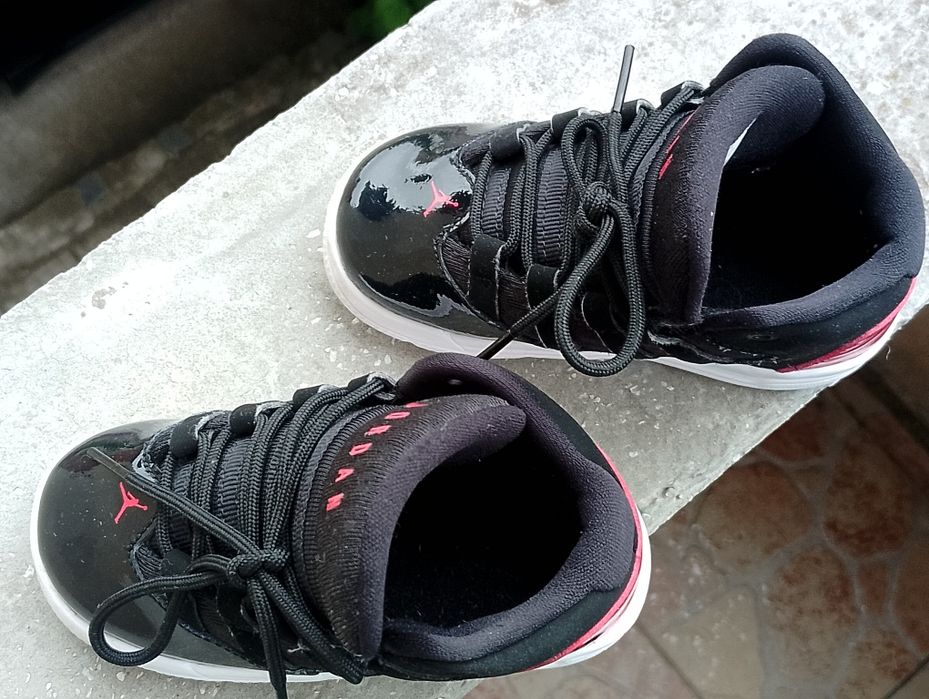 Jordan Max Aura, номер 25