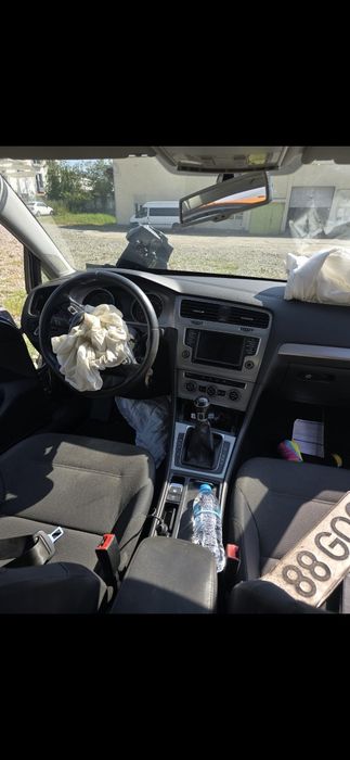 Golf 7 1.6 tdi avariat