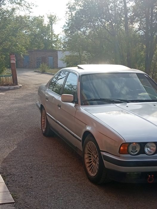 BMW 520i , 1993 года выпуска