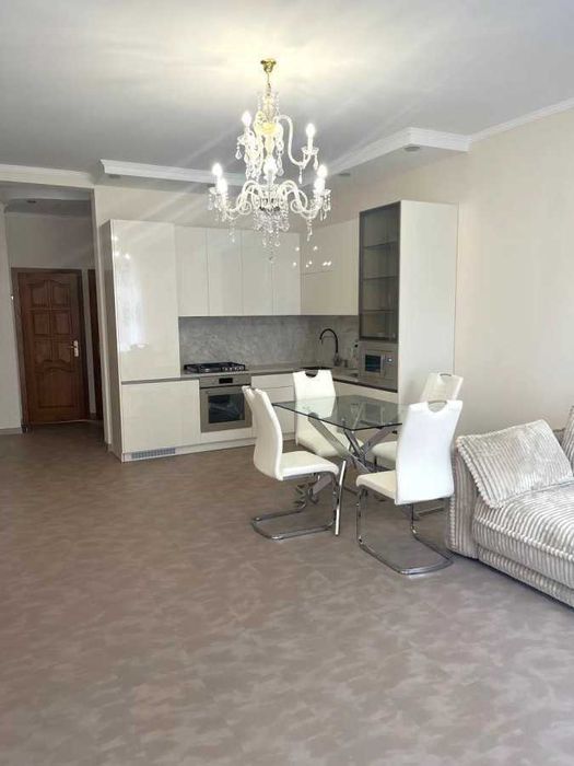 Дава се под наем Двустаен апартамент в София, Зона Б-19 - 67 кв.м за 484.5 € - Снимка #1