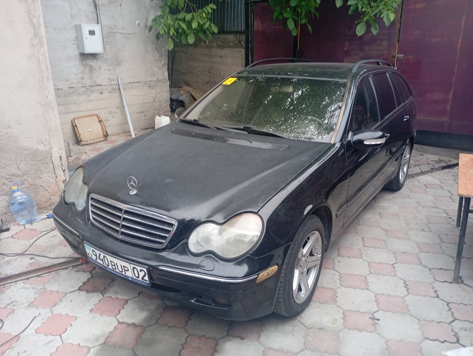 Mercedes Benz C320 4matic
