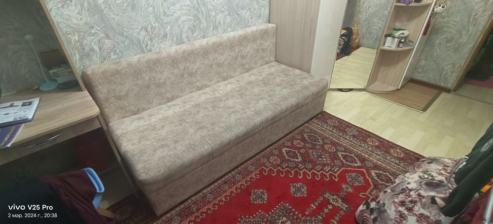 Продам диван тахта
