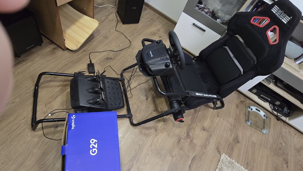 Волан Logitech G29 със стол Gt Lite Pro