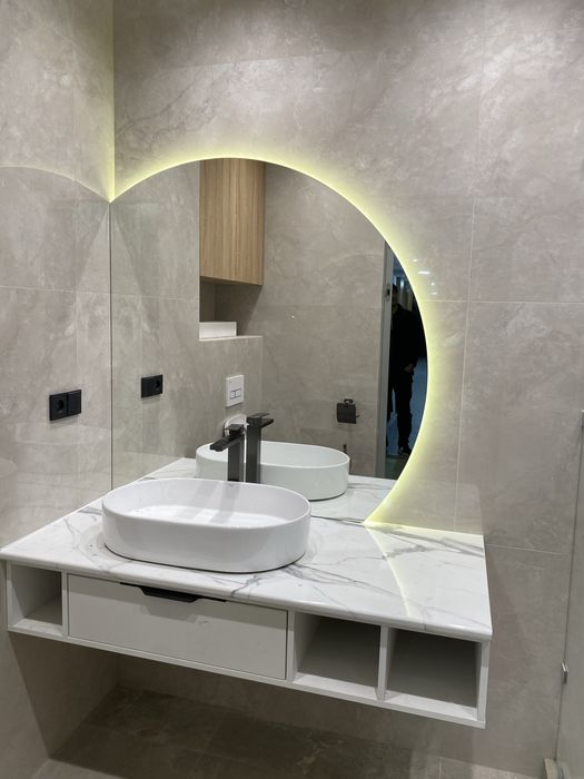 Зеркало с LED-подсветкой (на заказ)