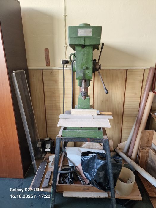 Настолна Бормашина