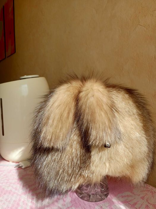 Женская дублёнка.