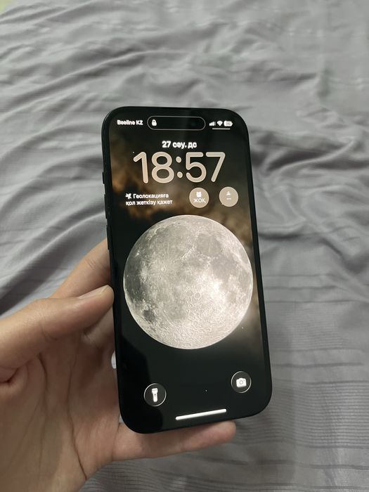 Продам айфон 15