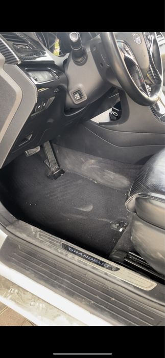 Химчистка авто на выезд