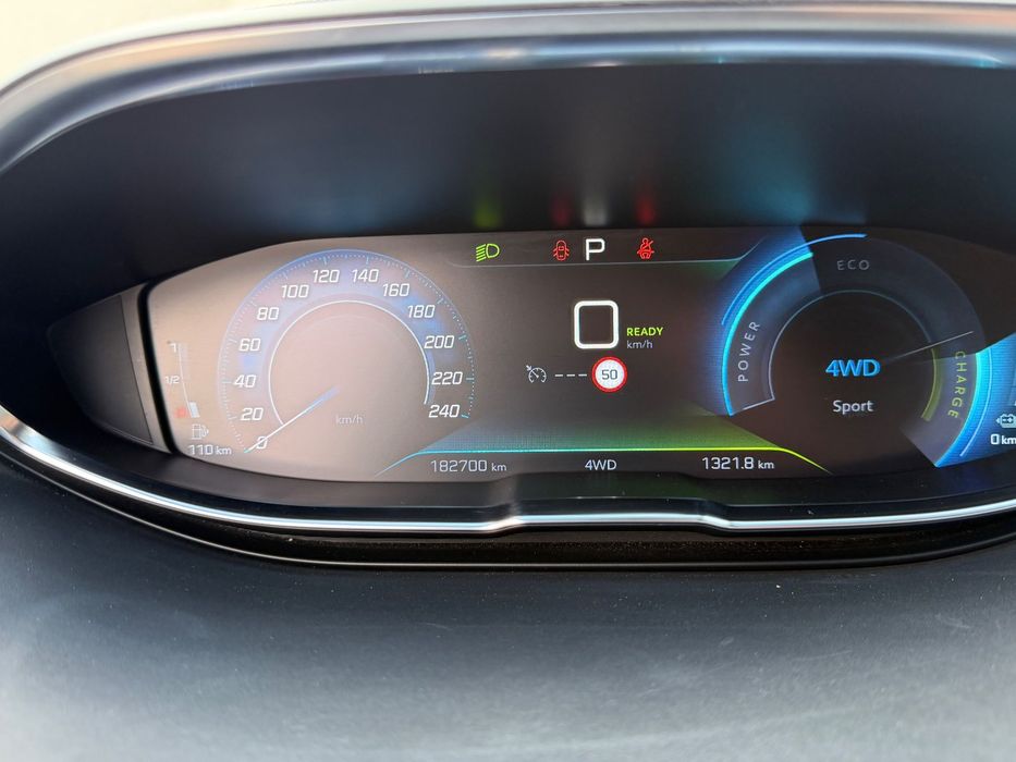 Peugeot 3008 GARANTIE 12 luni!TVA deduct plug-in hybrid GT 4x4 posibil RATE/LEASING