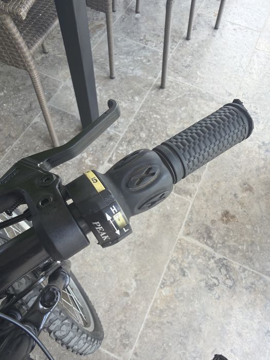 Bicicleta full suspension de copii
