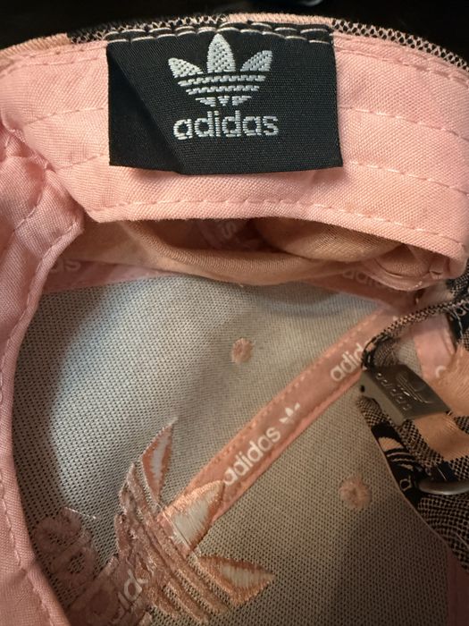 Шапка Адидас - adidas дамска