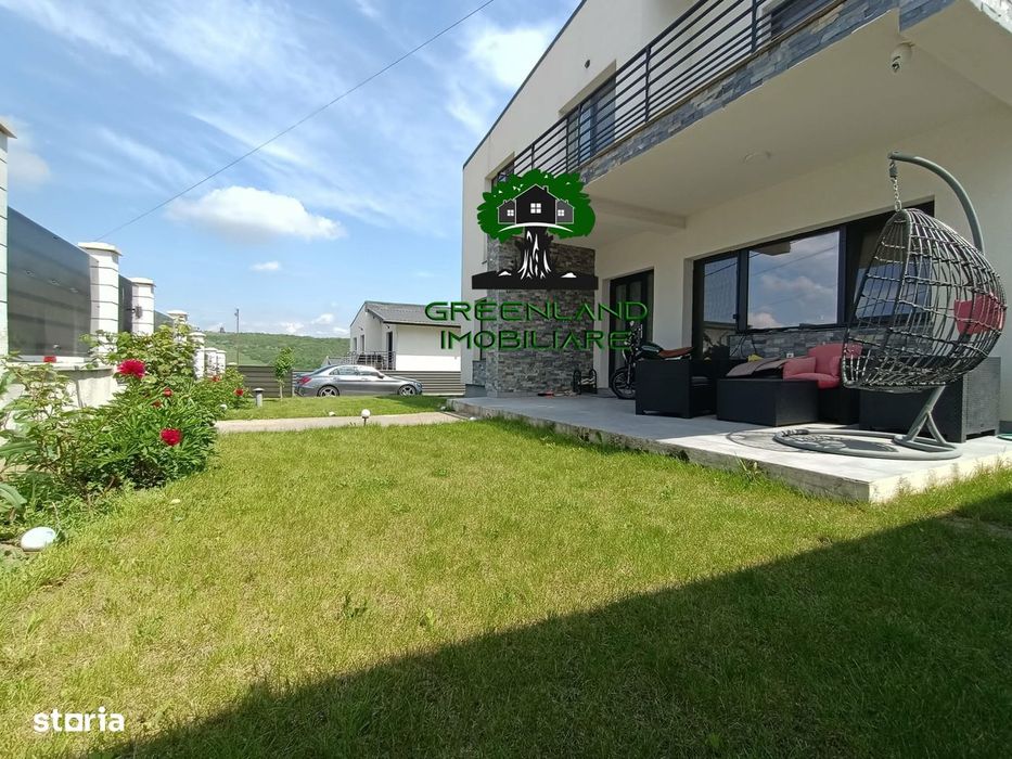 Vila 4 camere, 2 bai,154 mp, Semi Mobilata, canalizare, asfalt, Rediu