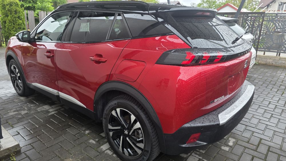 PEUGEOT 2008 2021 — imagine 3