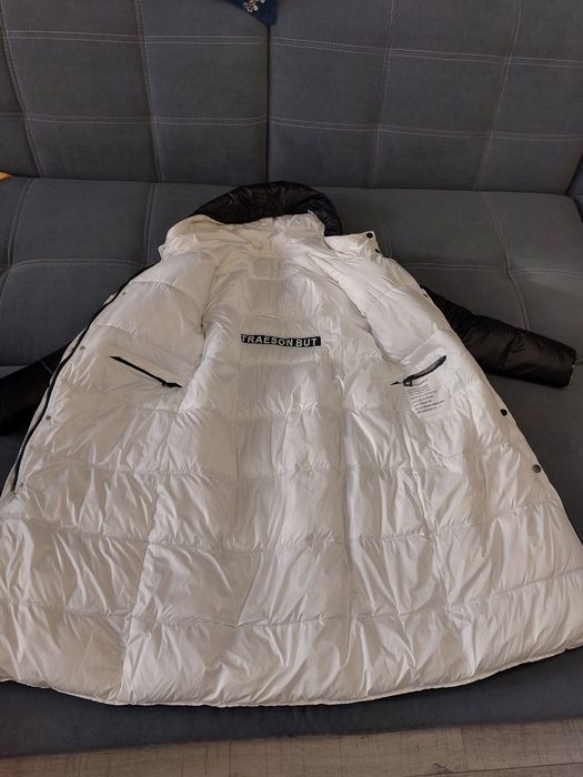 Продам двусторонний пуховик